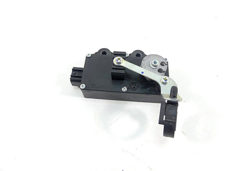 2012 Yamaha VMX17 VMAX 1700 Exhaust Servo Motor Actuator 2C0-85820-00-00 {{ shop.shopifyCountryName }} - Mototech271