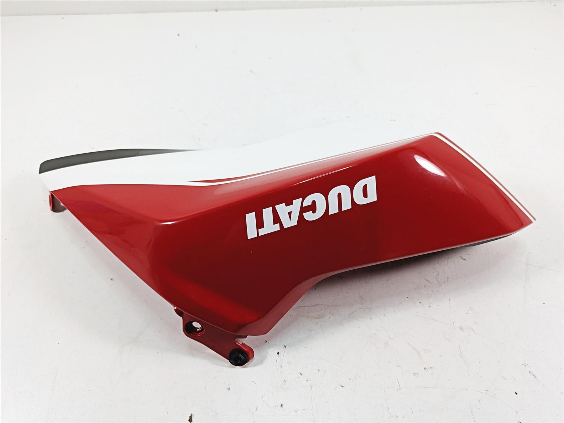 2020 Ducati Hypermotard 950 SP Left Tank Fairing Cover Cowl 48028972AC {{ shop.shopifyCountryName }} - Mototech271