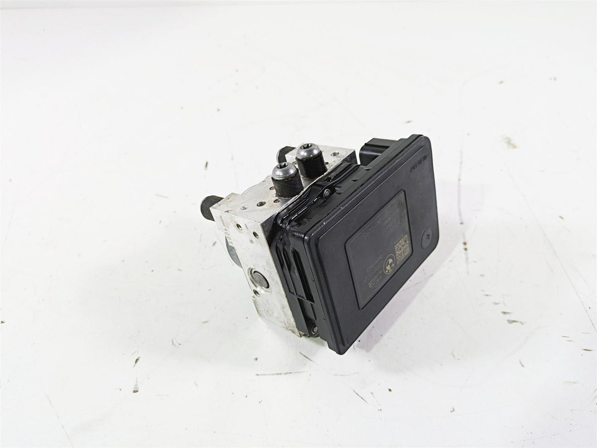 2016 BMW R1200GS GSW K50 Abs Brake Pump Module 8561704 {{ shop.shopifyCountryName }} - Mototech271