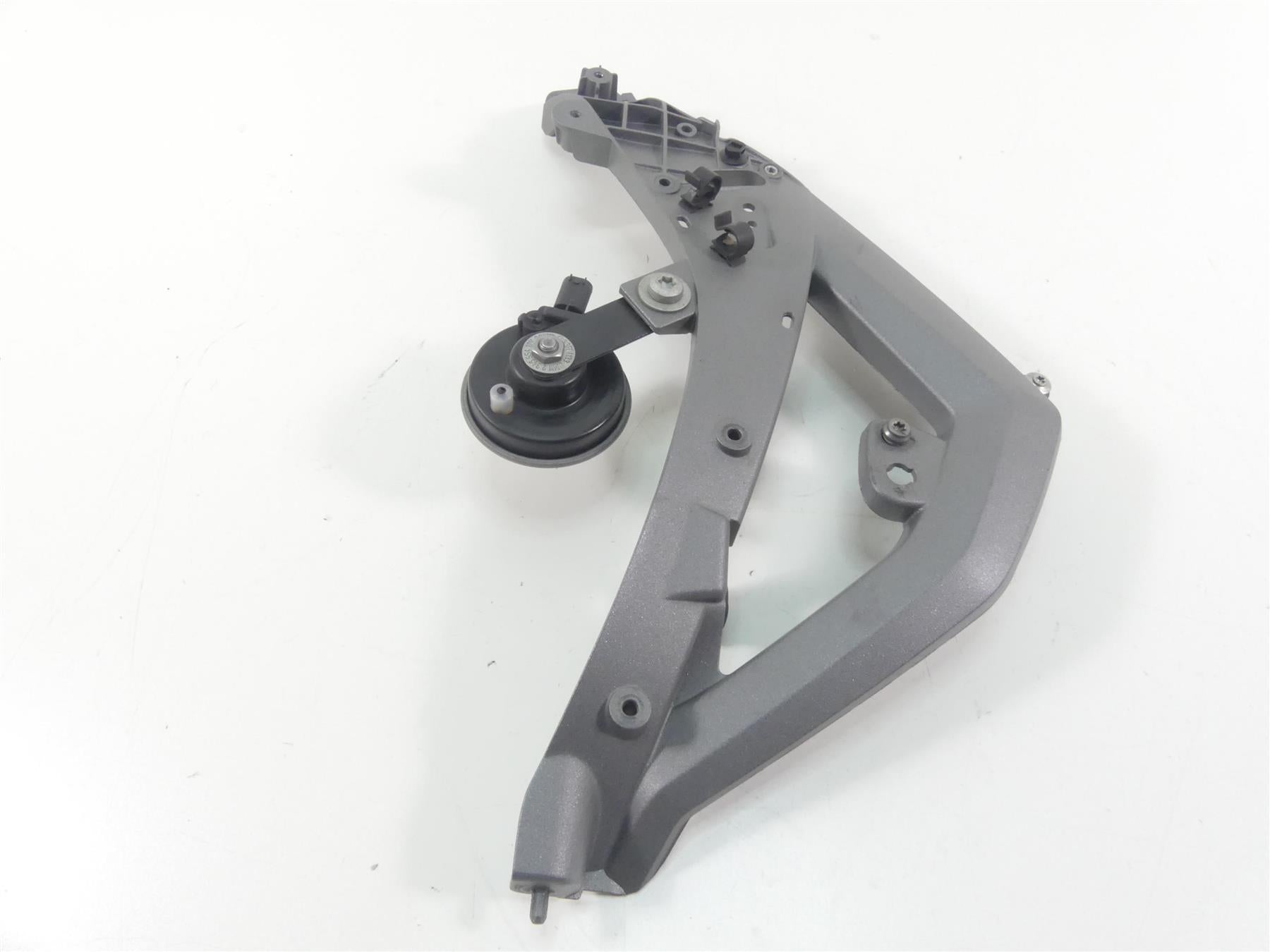 2013 BMW R1200GS GSW K50 Front Right Panel Carrier Stay Bracket 46638528674 {{ shop.shopifyCountryName }} - Mototech271