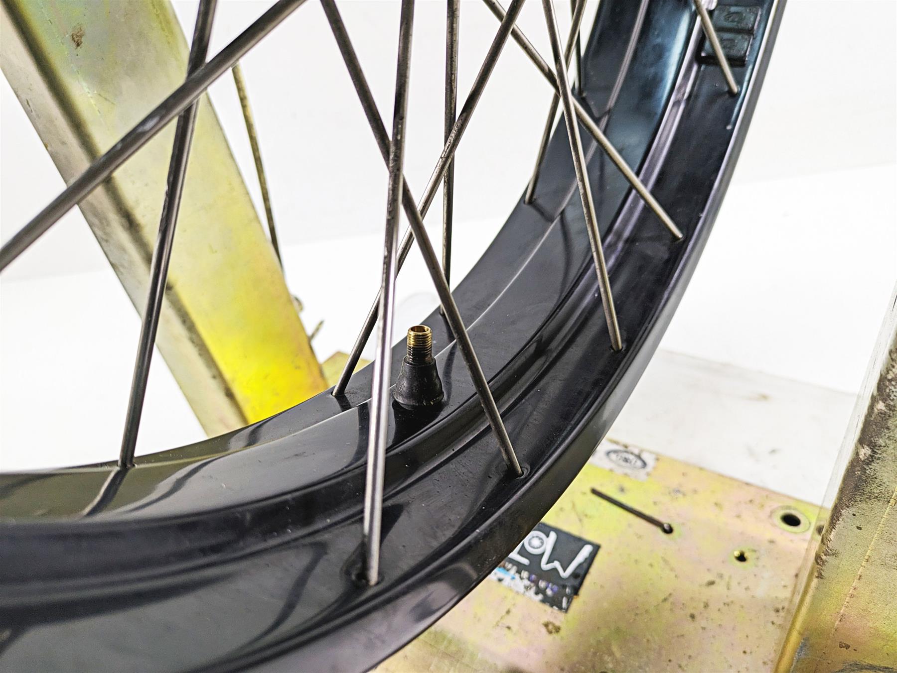 2007 BMW R1200GS K255 Adv 19x2.5 Front Wheel Spoke Rim 36317710866 36317696218 {{ shop.shopifyCountryName }} - Mototech271