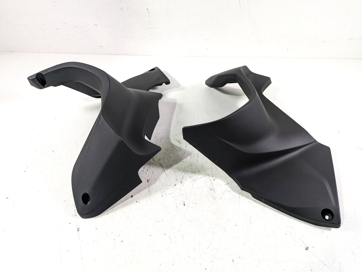 2022 BMW R1250 RT K052 Lower Rear Engine Cover Fairing Set 46639443405 {{ shop.shopifyCountryName }} - Mototech271