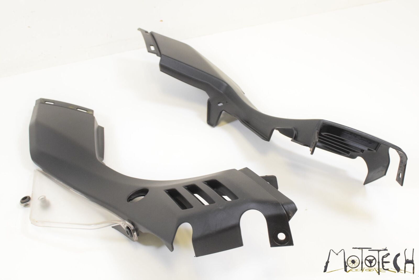 2016 Aprilia CAPONORD 1200 RALLY Mid Side Cover Fairing Panel SET B044841 {{ shop.shopifyCountryName }} - Mototech271