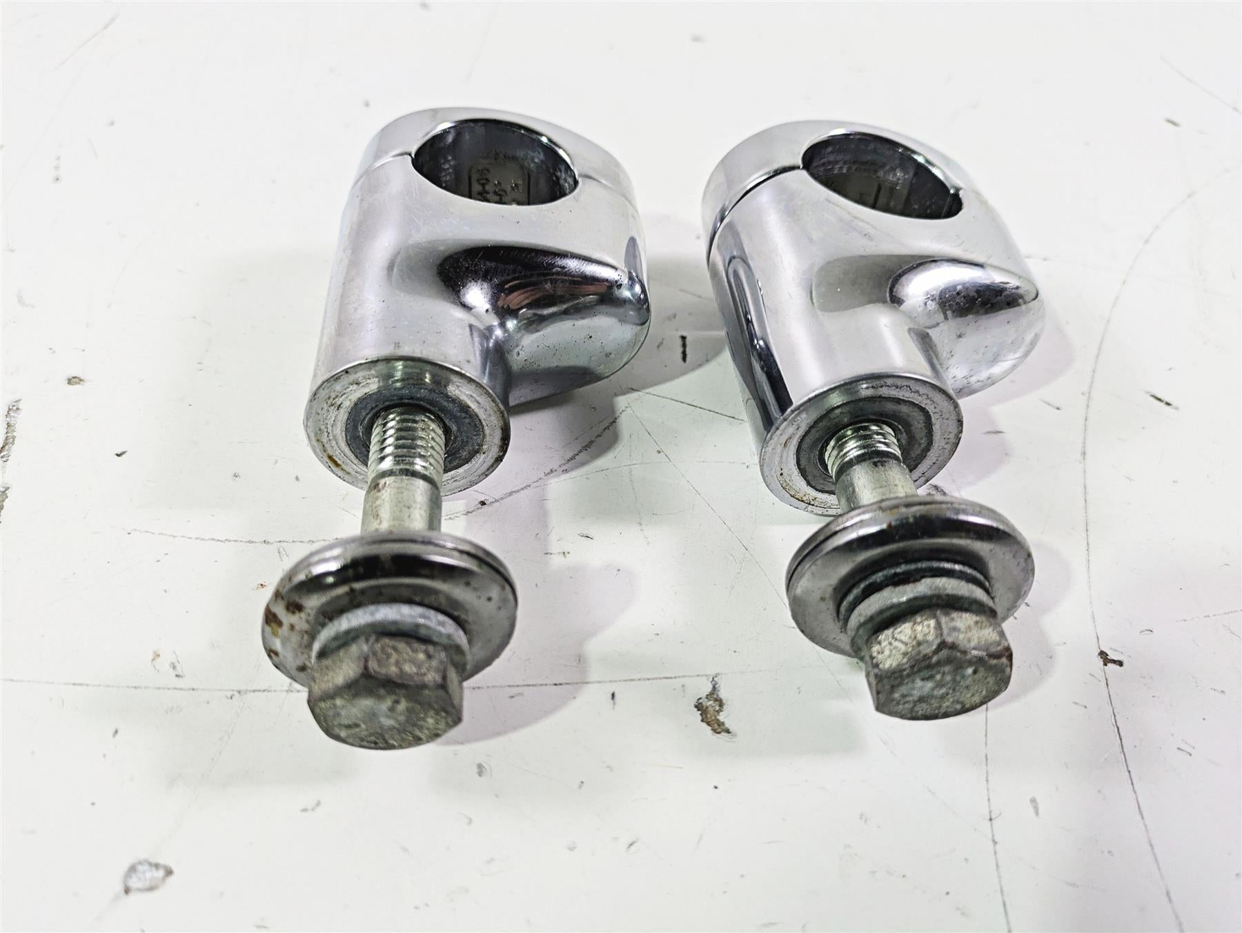 2007 Harley FXDWG Dyna Wide Glide Handlebar Riser Holder Clamp Mount 56613-06 {{ shop.shopifyCountryName }} - Mototech271