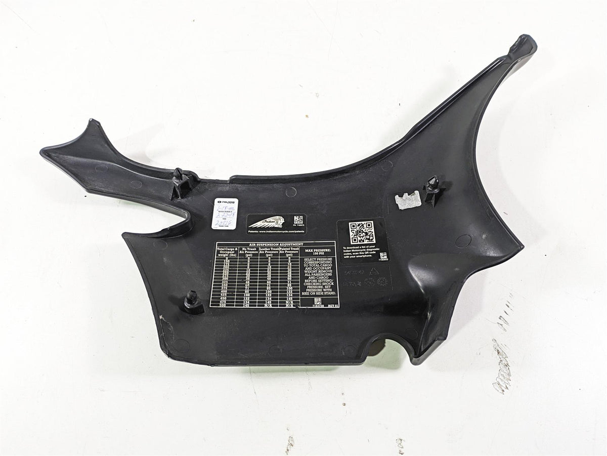 2018 Indian Chieftain Dark Horse Left Upper Side Cover Fairing 5450242 5455671 {{ shop.shopifyCountryName }} - Mototech271