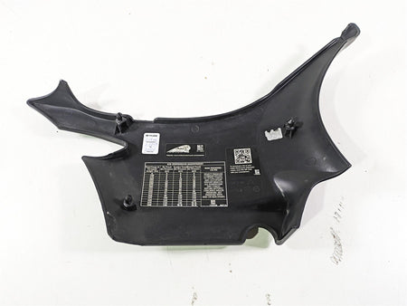 2018 Indian Chieftain Dark Horse Left Upper Side Cover Fairing 5450242 5455671 {{ shop.shopifyCountryName }} - Mototech271