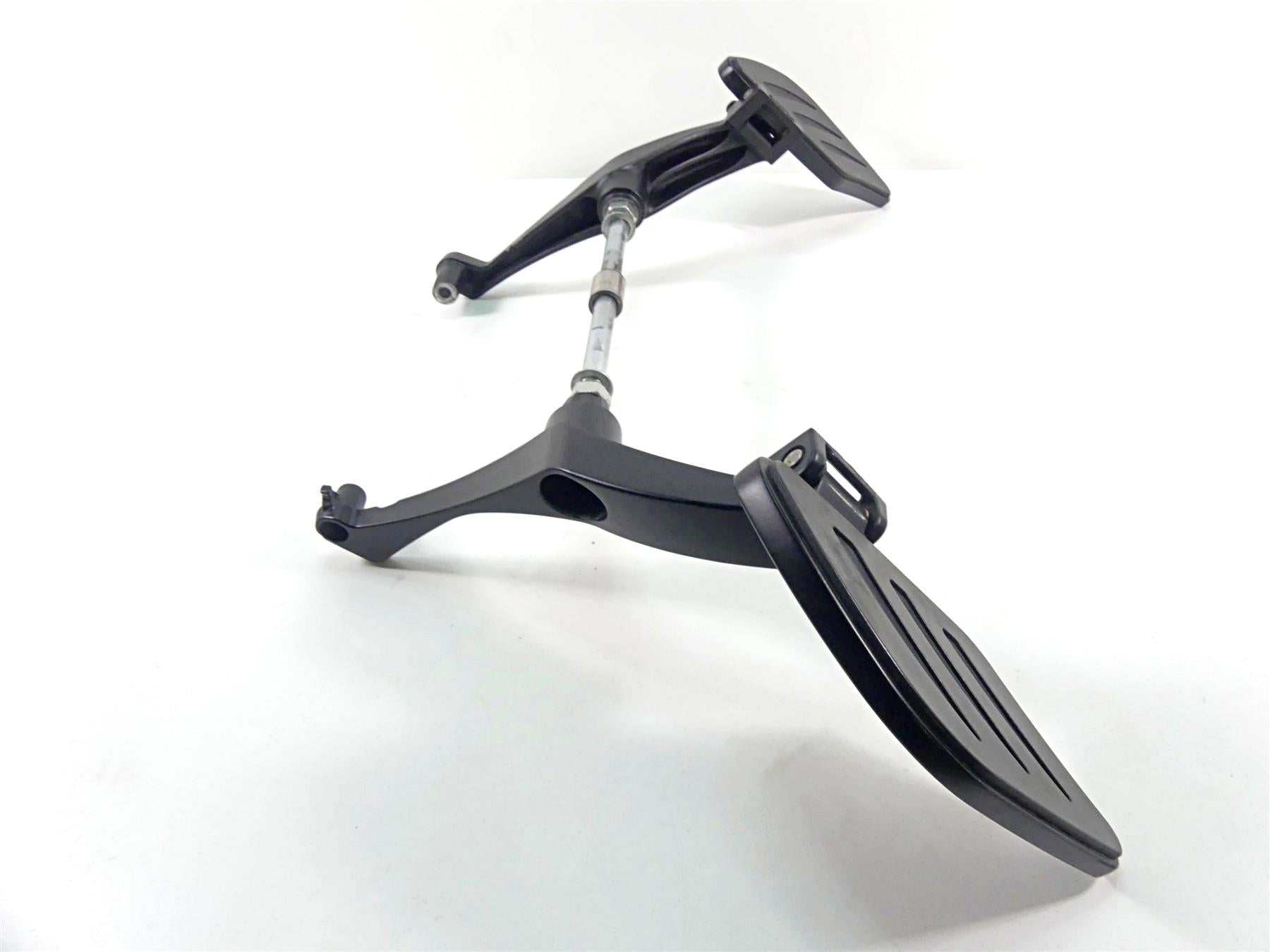2011 Victory Cross Country Rear Passenger Footpeg Set - Read 5136384 5136382 {{ shop.shopifyCountryName }} - Mototech271