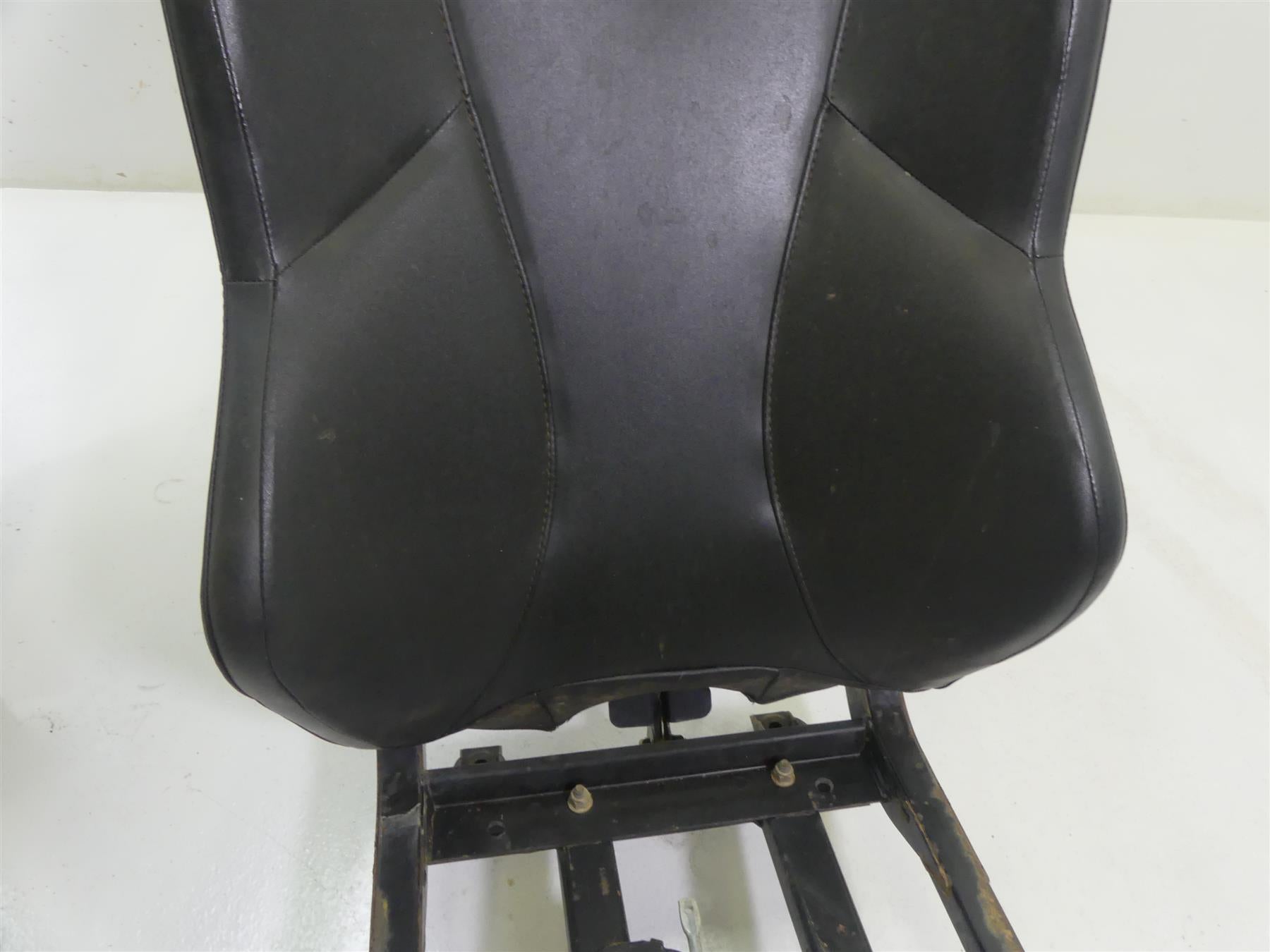 2015 Can-Am Commander 1000XT Left Right Driver Passenger Seat Frame Set {{ shop.shopifyCountryName }} - Mototech271
