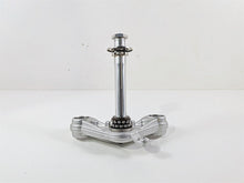 Load image into Gallery viewer, 2023 BMW R nineT Scrambler K23 Lower Triple Tree Steering Clamp 31428560399
