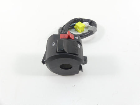 2022 Suzuki GSXR750 Left Hand Turn Signal Light Mode Control Switch 37400-14J00 {{ shop.shopifyCountryName }} - Mototech271