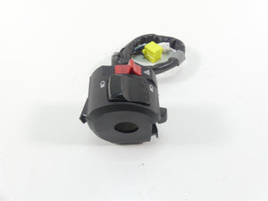2022 Suzuki GSXR750 Left Hand Turn Signal Light Mode Control Switch 37400-14J00 | Mototech271