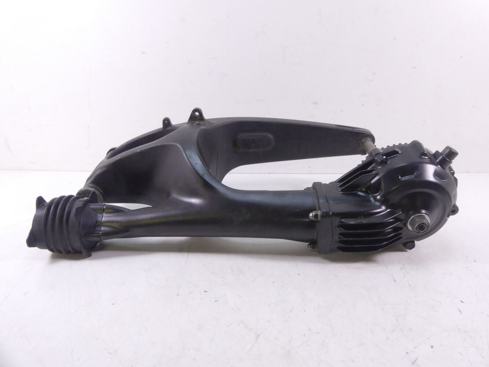 2012 Yamaha XT1200 Super Tenere Swingarm Differential Drive Shaft 23P-46101-00
