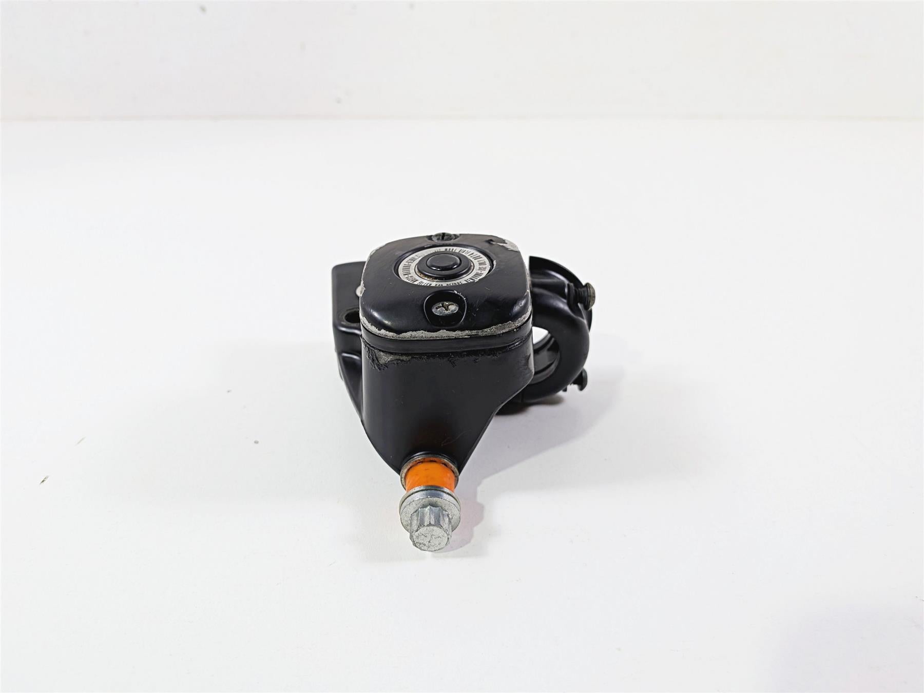 2009 Harley FXCWC Softail Rocker Front 9/16" Brake Master Cylinder 45064-08 {{ shop.shopifyCountryName }} - Mototech271