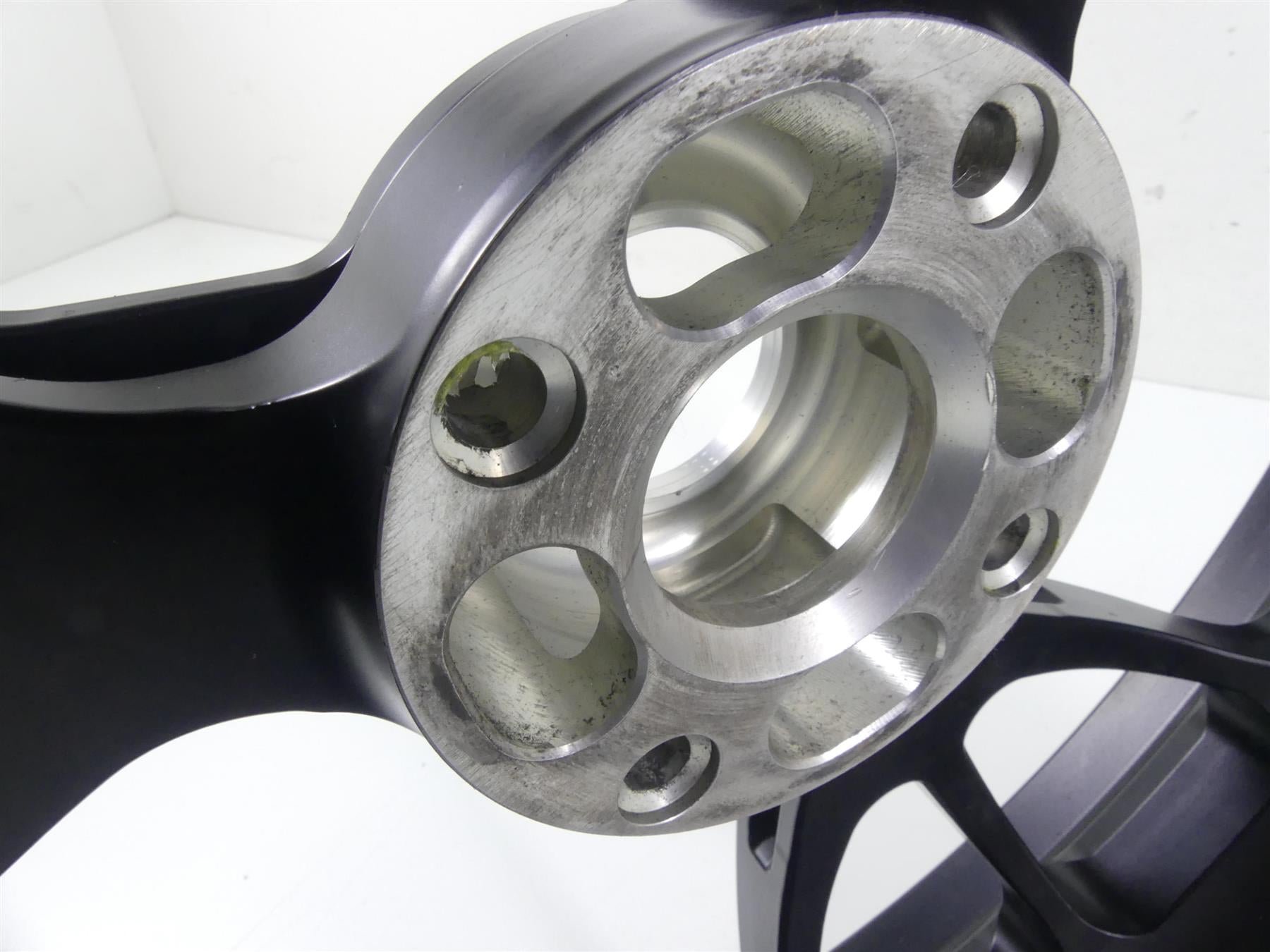 2014 Ducati Hypermotard 821 SP Rear 17x5.5 Marchesini Wheel Rim 50121651AB {{ shop.shopifyCountryName }} - Mototech271