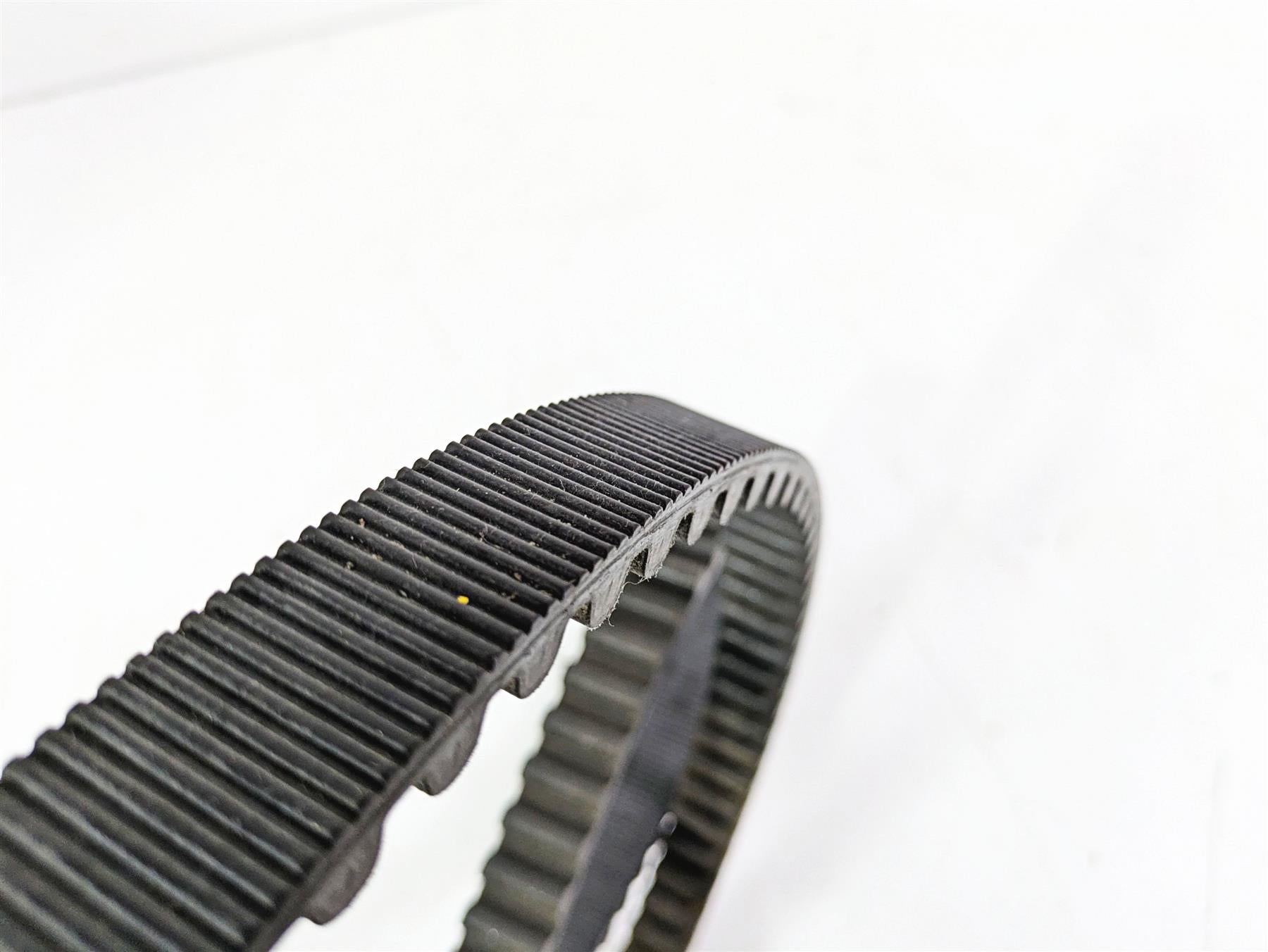 2009 Harley FXCWC Softail Rocker Main Drive Belt 133T 1" 40058-07 {{ shop.shopifyCountryName }} - Mototech271