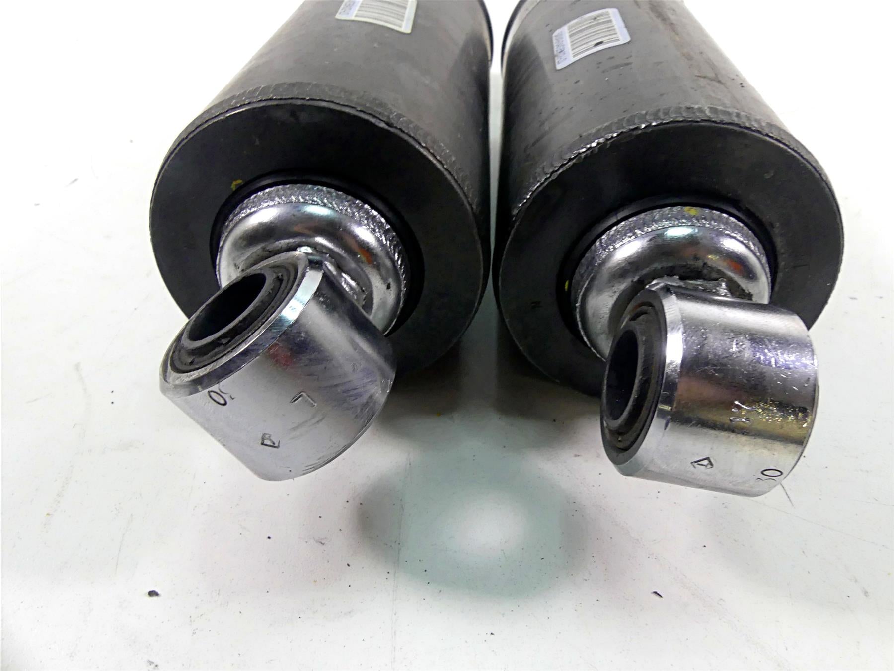 2011 Harley Softail FXS Blackline Straight Rear Showa Suspension Shocks 54549-04 {{ shop.shopifyCountryName }} - Mototech271