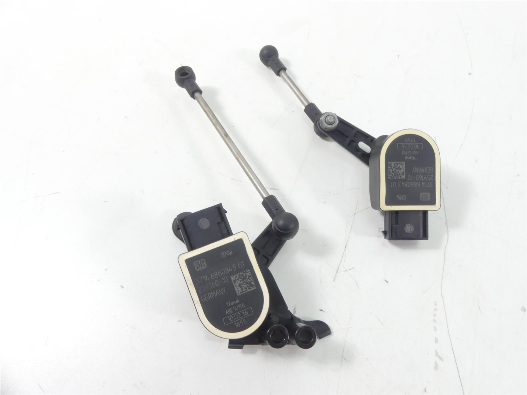 2016 BMW R1200GS K50 Front Rear Bike Height Level Sensor Set 37146860843 {{ shop.shopifyCountryName }} - Mototech271