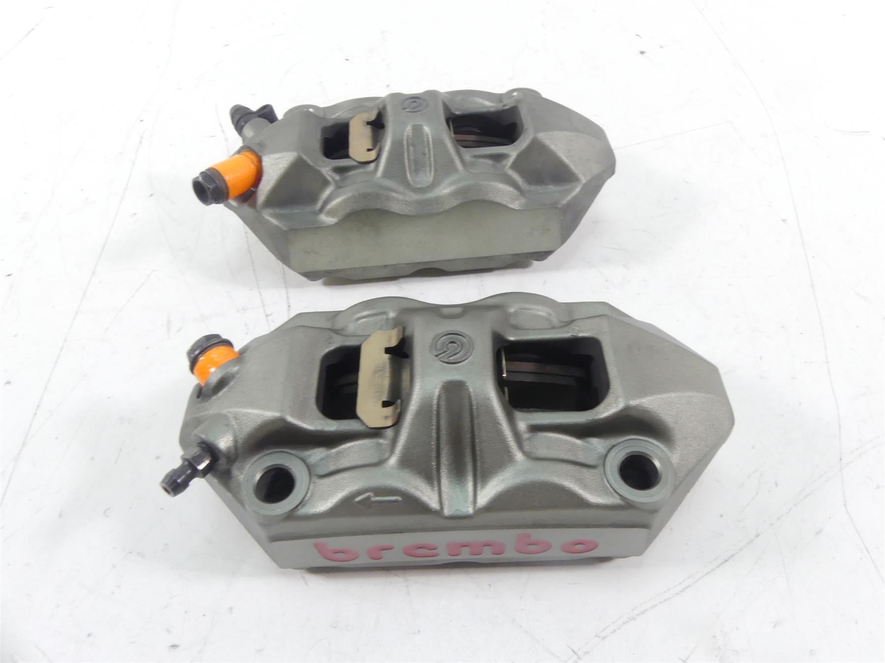 2015 Ducati Diavel Carbon Red Front Brembo Brake Caliper Set 61040901C 61040911C {{ shop.shopifyCountryName }} - Mototech271