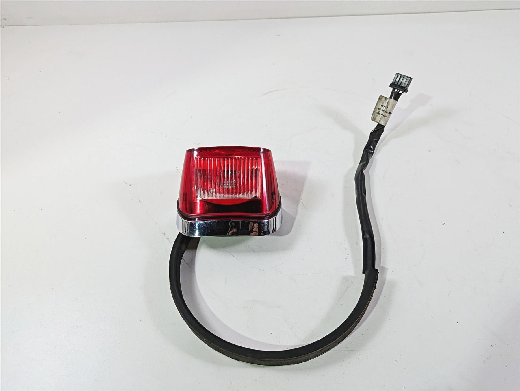 2010 Harley Touring FLHTK Electra Glide Taillight & Wiring 68369-03 68066-99A {{ shop.shopifyCountryName }} - Mototech271