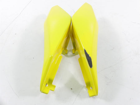2015 Yamaha MT09 FZ09 Rear Tail Side Cover Fairing Set 1RC-21721-00-00 {{ shop.shopifyCountryName }} - Mototech271