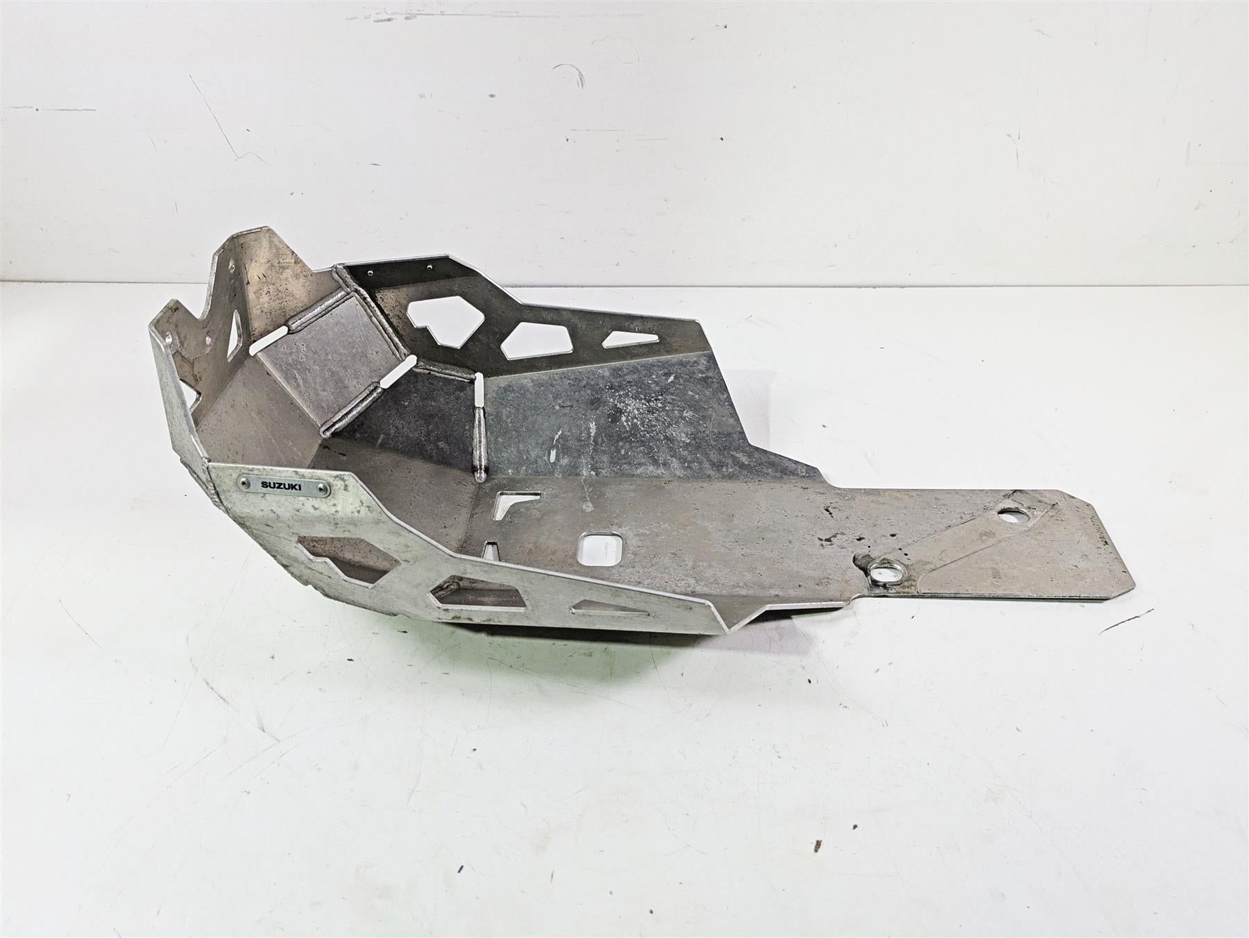 2020 Suzuki V-Strom 1050 XT Engine Guard Lower Skidplate 990D0-31J00-041 {{ shop.shopifyCountryName }} - Mototech271
