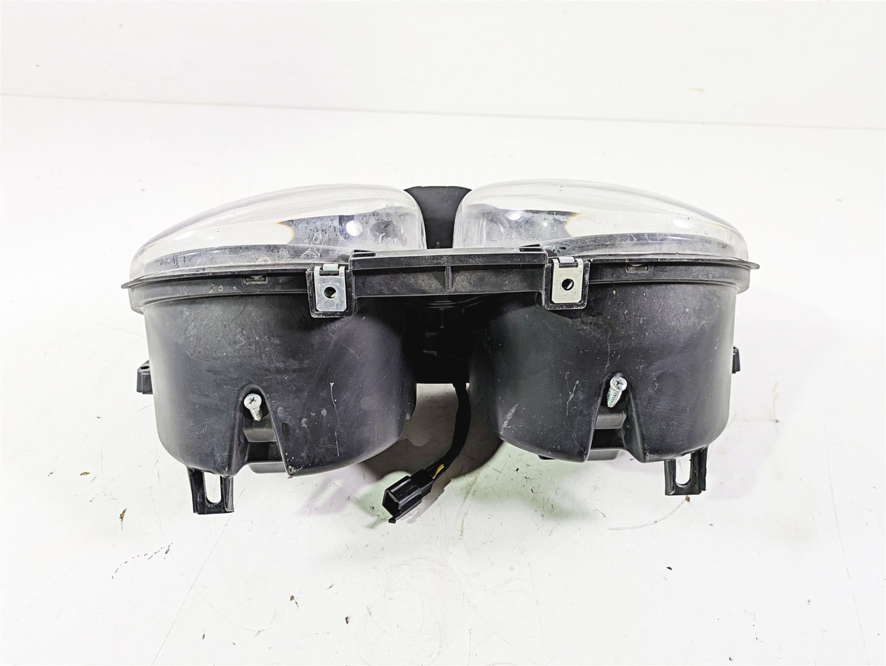 2016 Moto Guzzi Stelvio 1200 8V NTX Front Headlight Head Light Lamp Lens 887029 {{ shop.shopifyCountryName }} - Mototech271