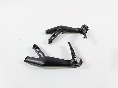 2016 Yamaha YZF R1 RN32 Rear Passenger Foot Peg Set 2CR-2741L-00-00 2CR-2742L-00 {{ shop.shopifyCountryName }} - Mototech271