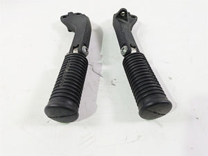 2015 Harley FXDF Dyna Fat Bob Rear Passenger Footpeg Rest Set 49224-06A 49230-06