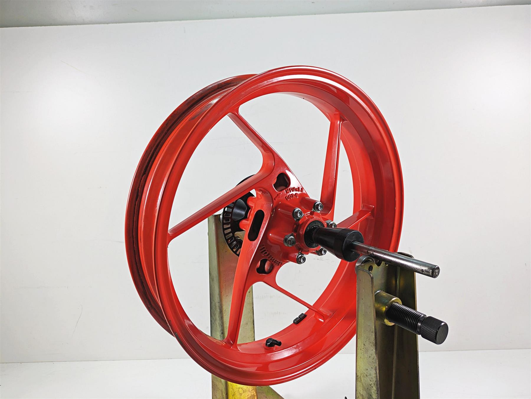 2021 Aprilia RS660 Straight 17x3.5 Front Wheel Rim 2B005585 {{ shop.shopifyCountryName }} - Mototech271