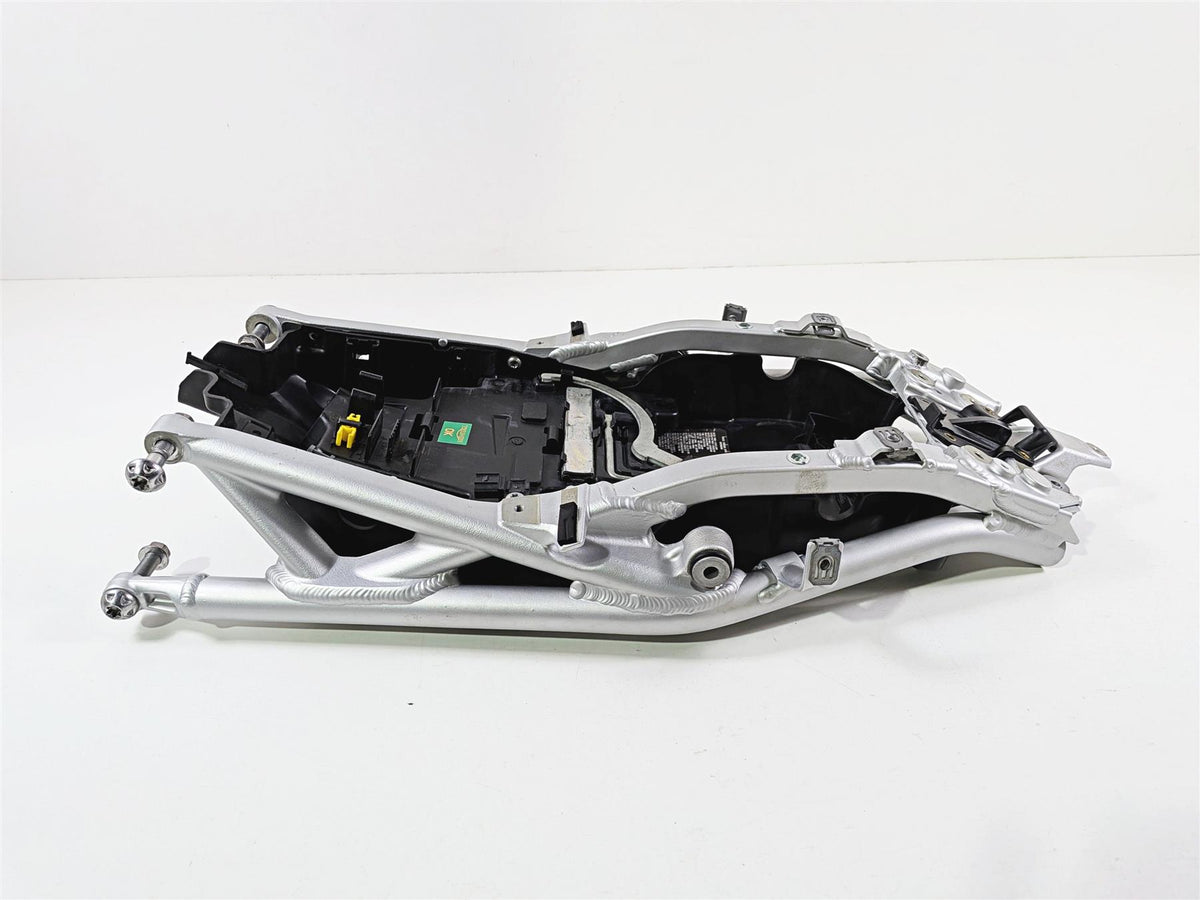 2019 Triumph Speed Triple RS 1050 Straight Subframe & Inner Fender T2079742 {{ shop.shopifyCountryName }} - Mototech271