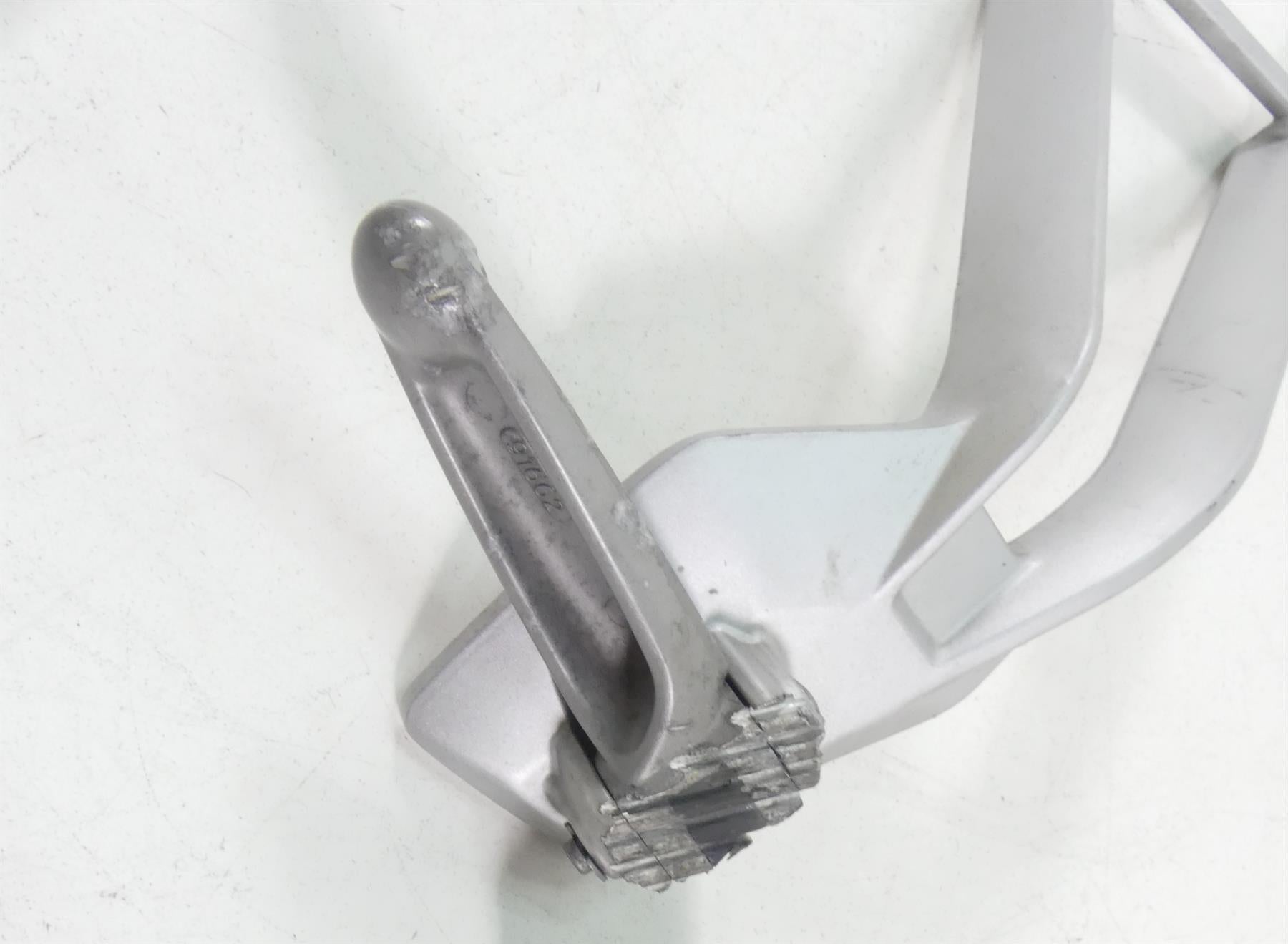 2012 Mv Agusta Brutale 1090 R Rear Passenger Footpeg Foot Peg Rest 80B098721 {{ shop.shopifyCountryName }} - Mototech271