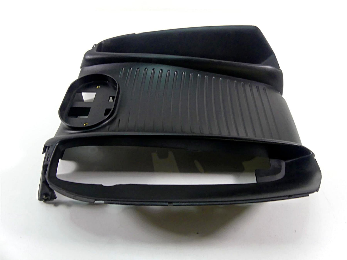2014 Harley VRSCF Muscle V-Rod Radiator Center Cover Fairing 26826-09 26813-08A {{ shop.shopifyCountryName }} - Mototech271