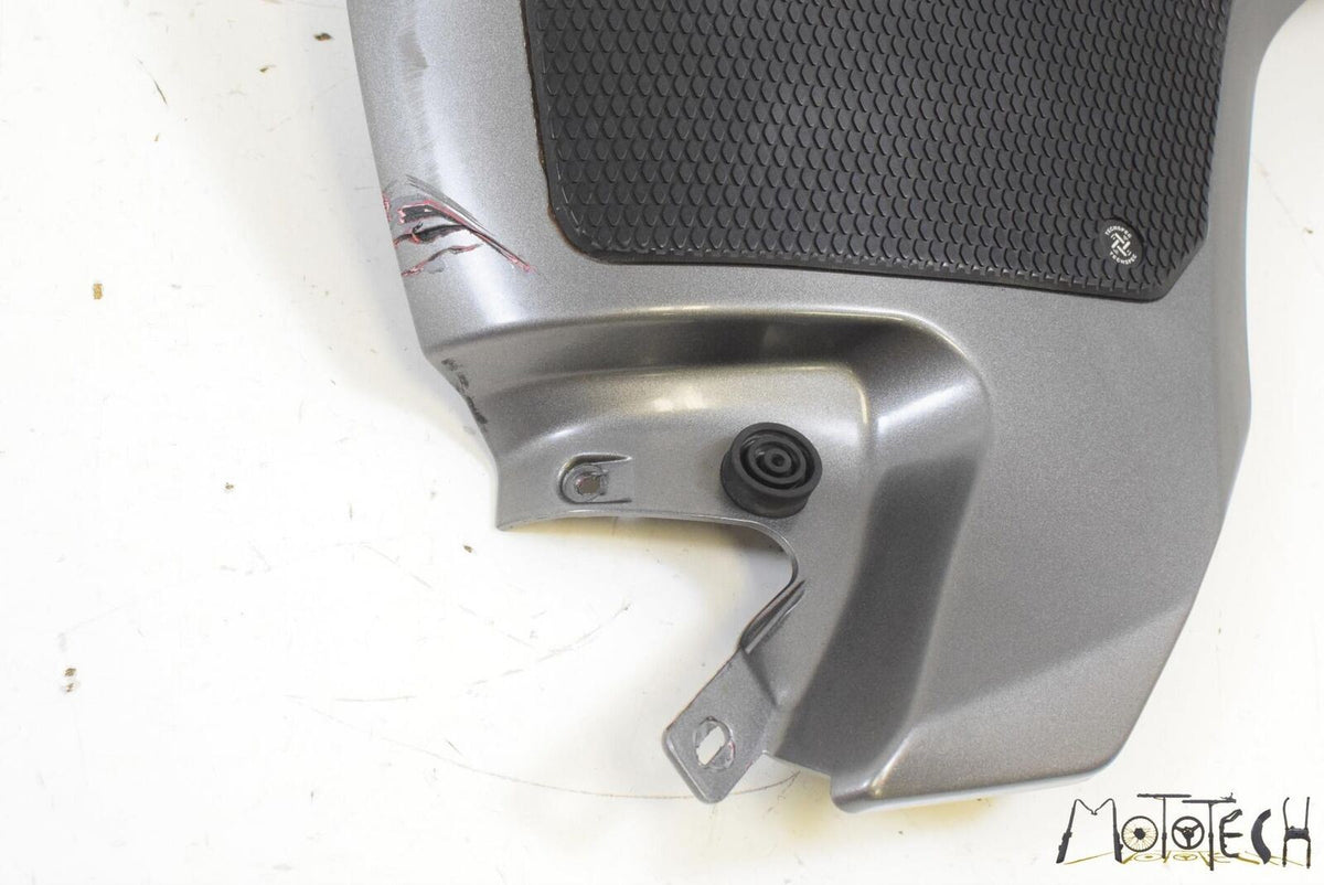 2011 BMW K1300S K1300 S K40 Right Tank Cover Fairing Cowl 46637691730 {{ shop.shopifyCountryName }} - Mototech271