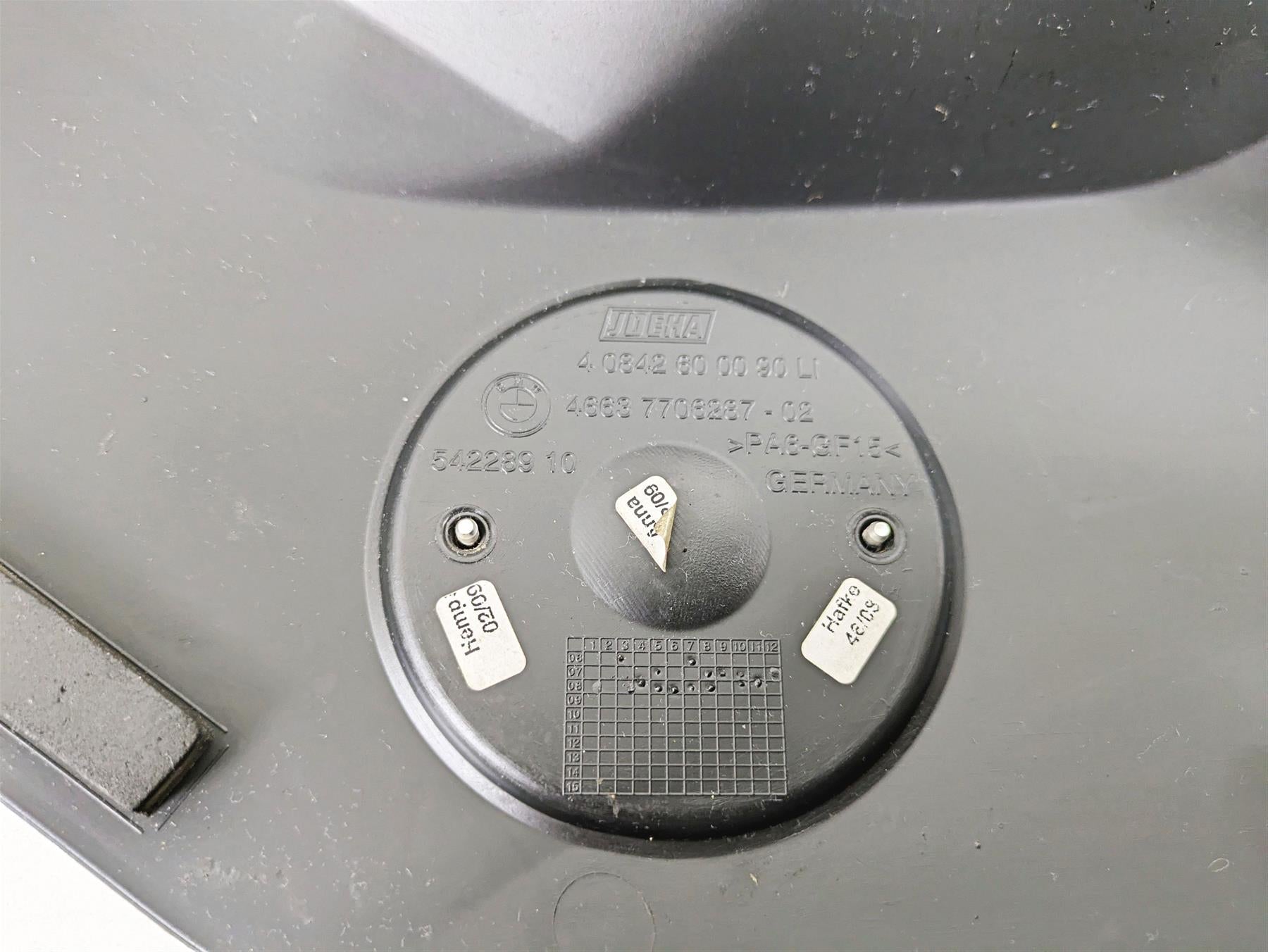 2009 BMW R1200GS K255 Adv Left Side Fuel Tank Cover & Emblem 46637706287 {{ shop.shopifyCountryName }} - Mototech271