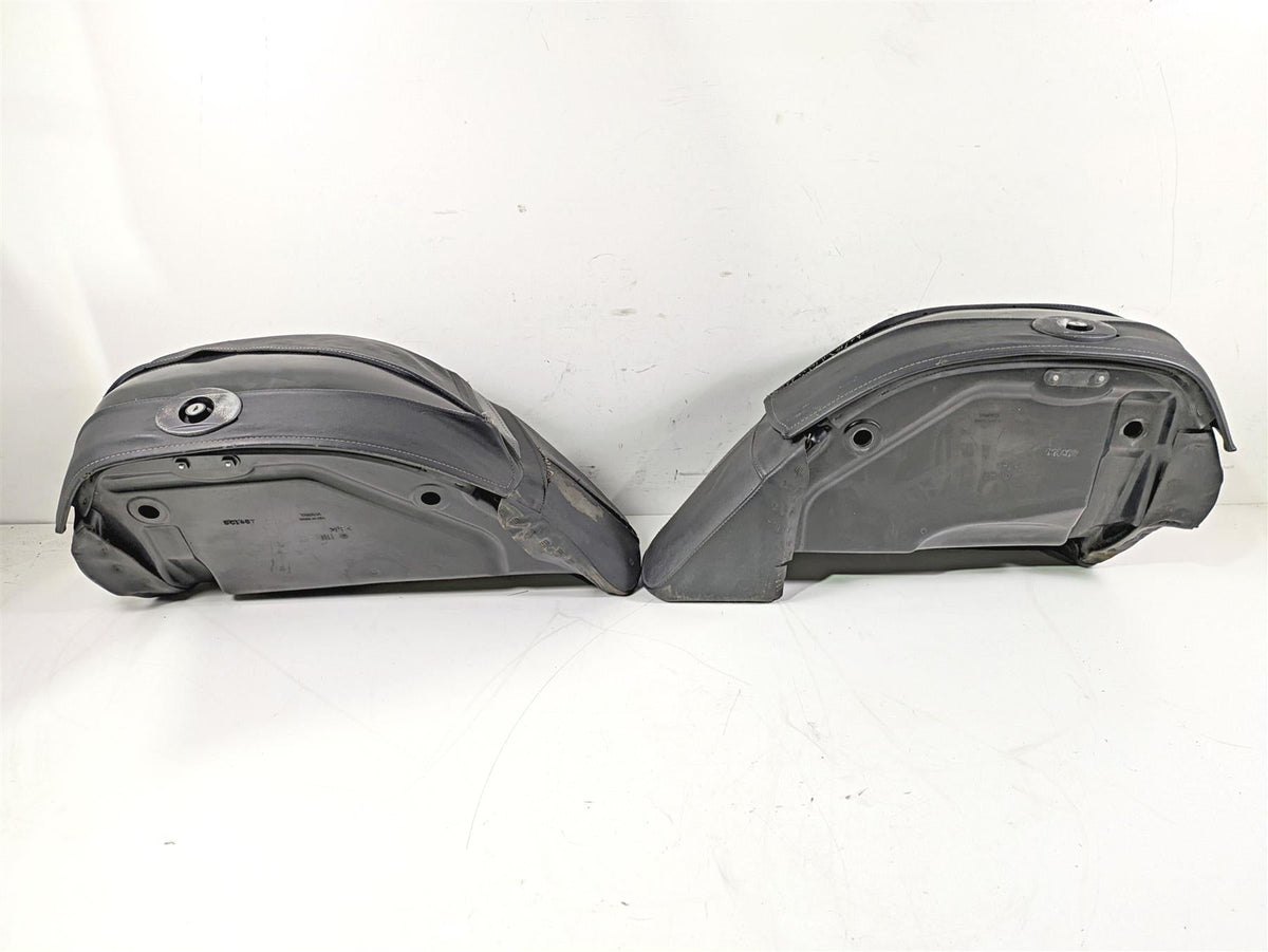 2008 Yamaha XVS1300 V-Star Tourer Saddlebag Set 5S6-F8440-00-00 5S6-F8430-00-00 {{ shop.shopifyCountryName }} - Mototech271