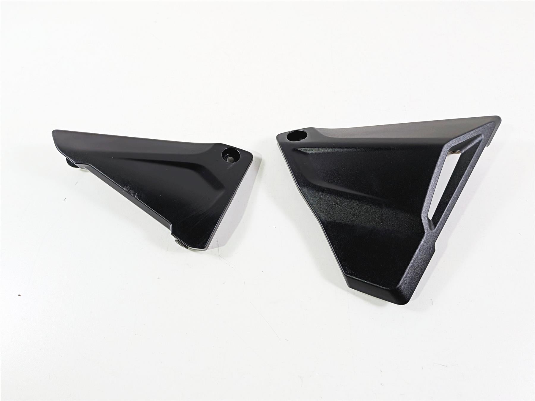 2019 BMW R1250GS K50 Left Right Battery Cover Set L 46638523155 46638523156 {{ shop.shopifyCountryName }} - Mototech271