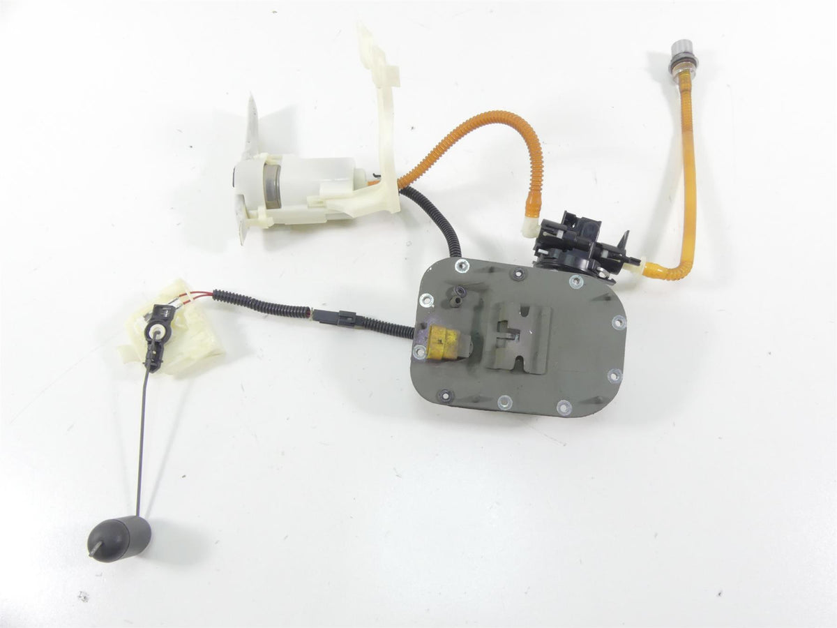 2015 Harley FLS Softail Slim Fuel Gas Petrol Pump & Sending Unit 75252-11 {{ shop.shopifyCountryName }} - Mototech271