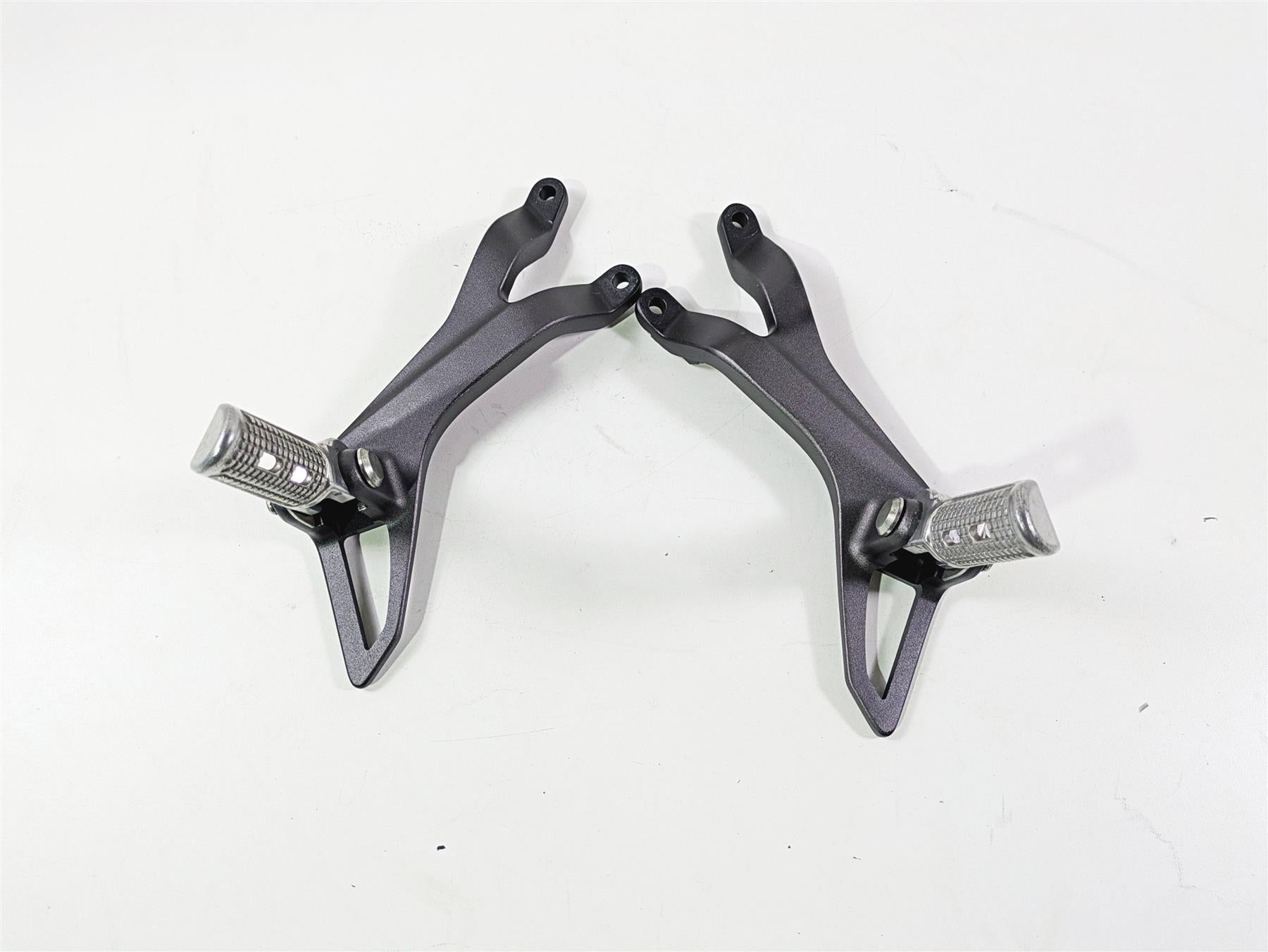 2016 Zero Motorcycles S 9.8 Rear Passenger Footpeg Set L 20-04285 R 20-07604 {{ shop.shopifyCountryName }} - Mototech271