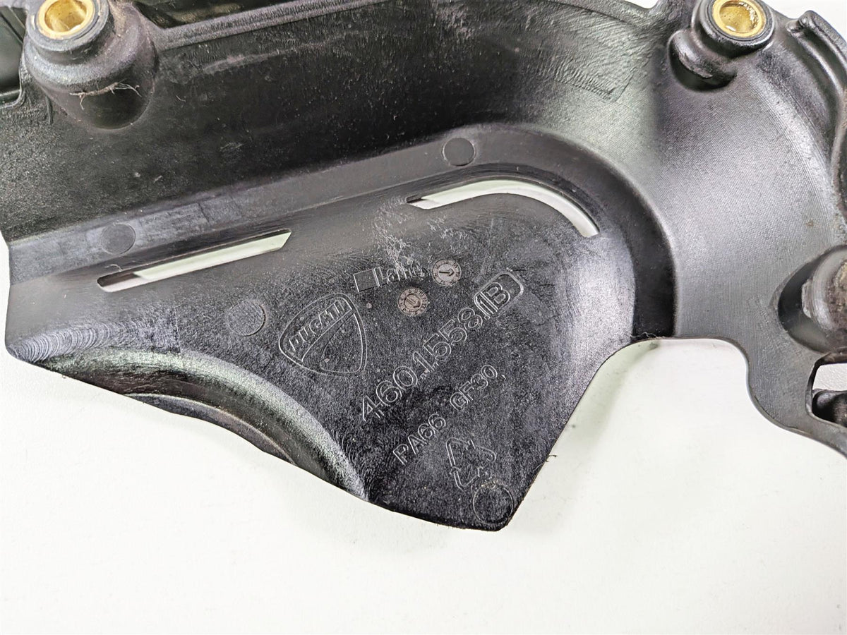 2015 Ducati Scrambler Urban Enduro Crankcase Sprocket Chain Cover 46015581B-Mototech271