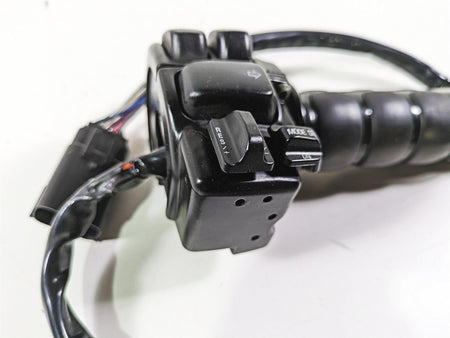 2008 Harley Touring FLHTCU E-Glide 105TH Right Control Switch Cruise 71684-06A {{ shop.shopifyCountryName }} - Mototech271