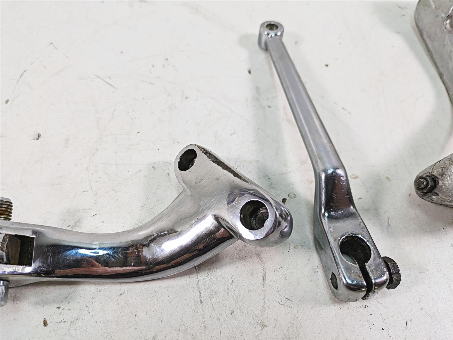 1994 Harley Sportster XLH883 XL883 Left Right Front Foot Peg Pedal Set 50951-90 {{ shop.shopifyCountryName }} - Mototech271