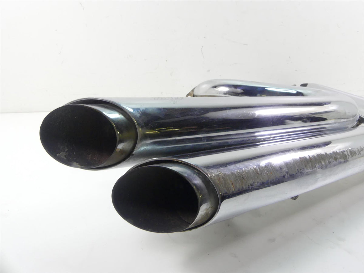 2013 Harley FXDWG Dyna Wide Glide Vance Hines Shortshots Exhaust System 17227 {{ shop.shopifyCountryName }} - Mototech271
