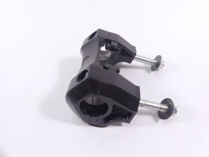 2019 Yamaha VMX17 V-Max 1700 Handlebar Handle Bar Riser Set 2S3-23441-01-00 | Mototech271