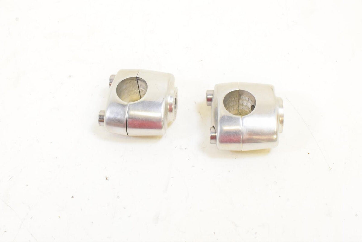 2015 Triumph Rocket III 3 Touring ABS Handlebar Handle Bar Risers SET T2046714 {{ shop.shopifyCountryName }} - Mototech271
