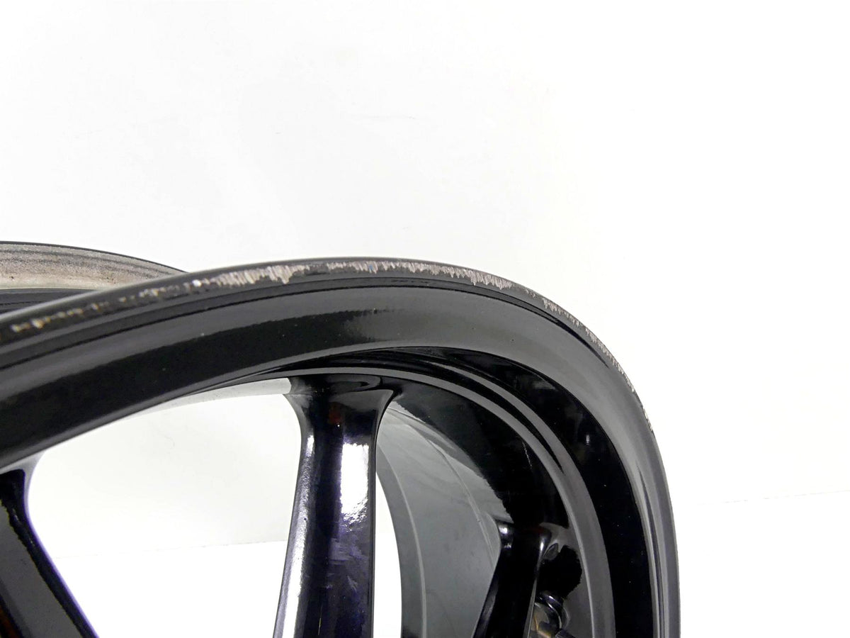 2022 Triumph Speed Triple 1200 RS Straight Rear Wheel Rim 17x 6 WFMG T2011093 {{ shop.shopifyCountryName }} - Mototech271