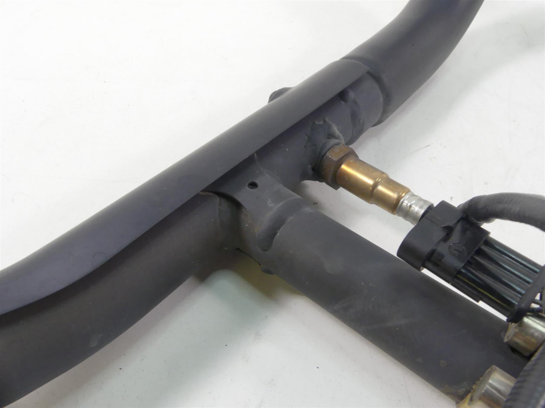 2019 Moto Guzzi V7 III Stone 750 Black Exhaust Pipe Header Set 2B003148 2B003147 {{ shop.shopifyCountryName }} - Mototech271