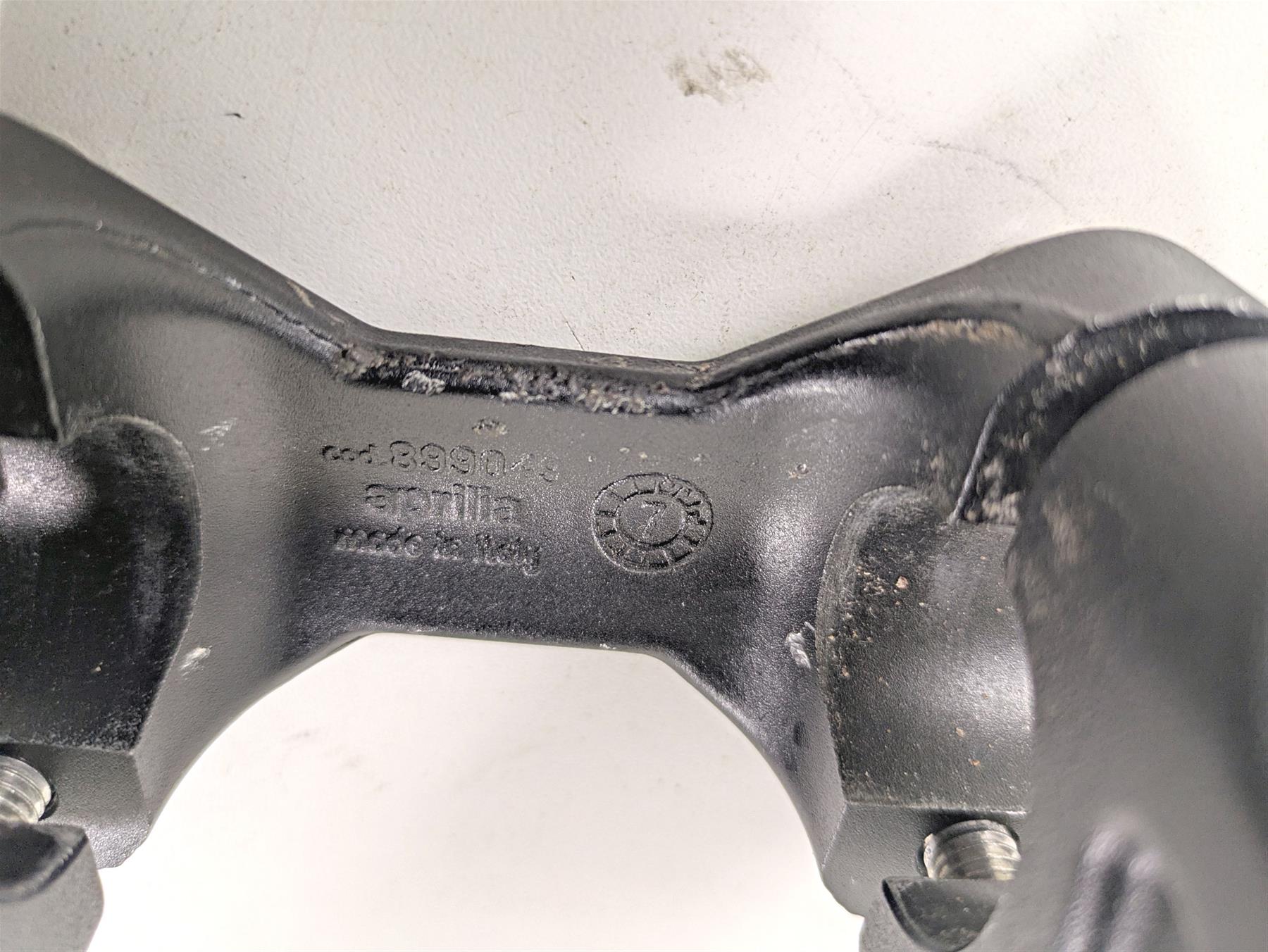 2017 Aprilia RSV 1100 Tuono V4 Factory Handlebar Riser Mount 899049 {{ shop.shopifyCountryName }} - Mototech271