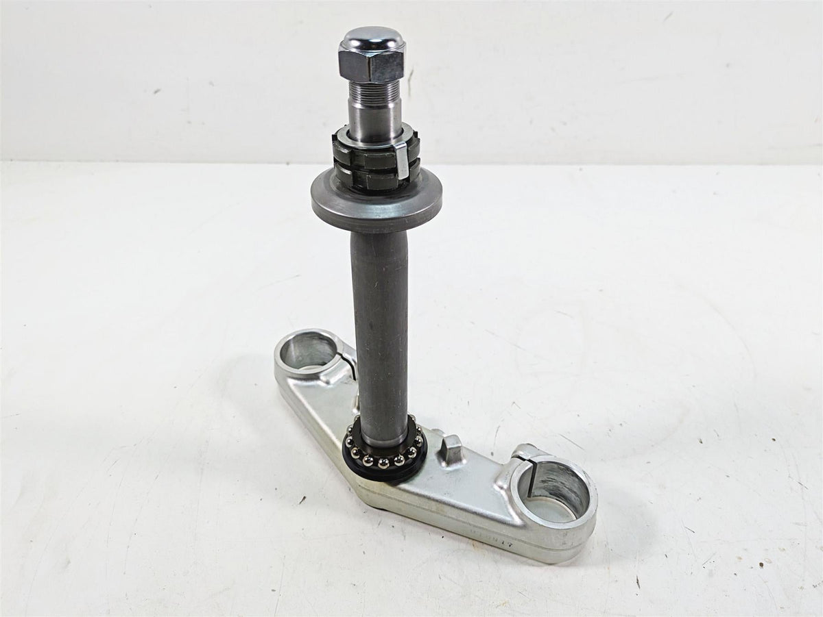 2002 Yamaha FZ1 FZS1000 Fazer Lower Triple Tree Steering Clamp 5LV-23340-00-00 {{ shop.shopifyCountryName }} - Mototech271
