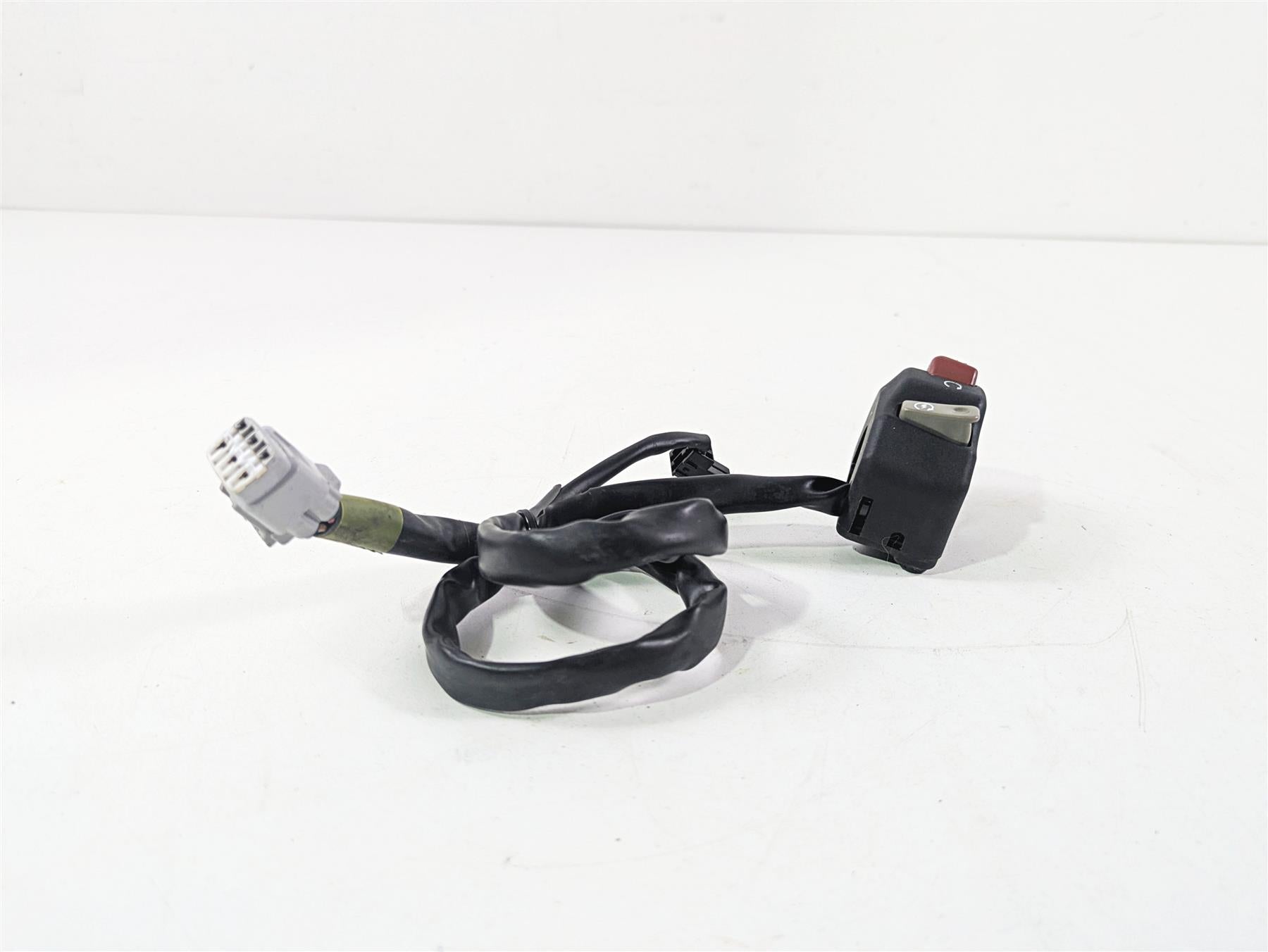 2024 Kawasaki ZX6R ZX636 Ninja Right Hand Control Switch