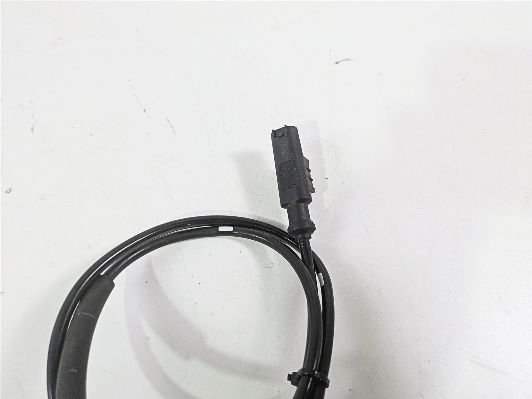 2020 Kawasaki ZX6R ZX636 Ninja Front Abs Brake Wheel Speed Sensor 21176-0737 {{ shop.shopifyCountryName }} - Mototech271